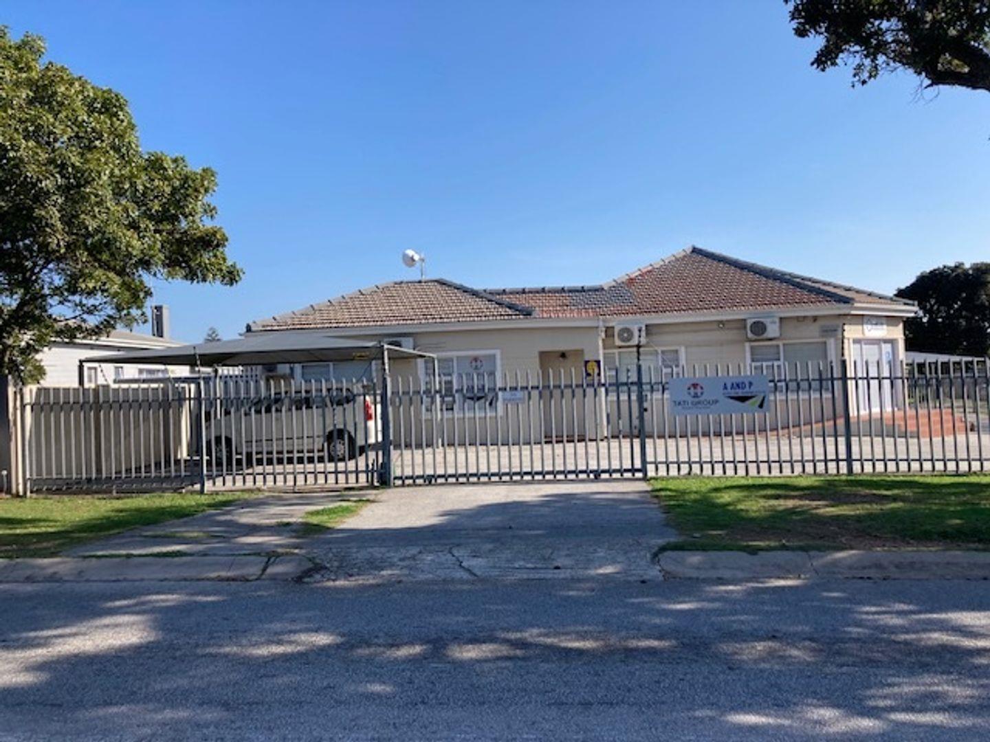 Commercial property to rent in Newton Park 25 4th Avenue P24114547987