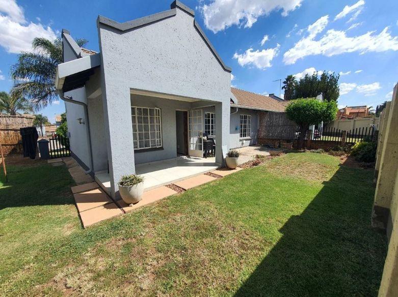 Bartlett Property Property and houses for sale in Bartlett