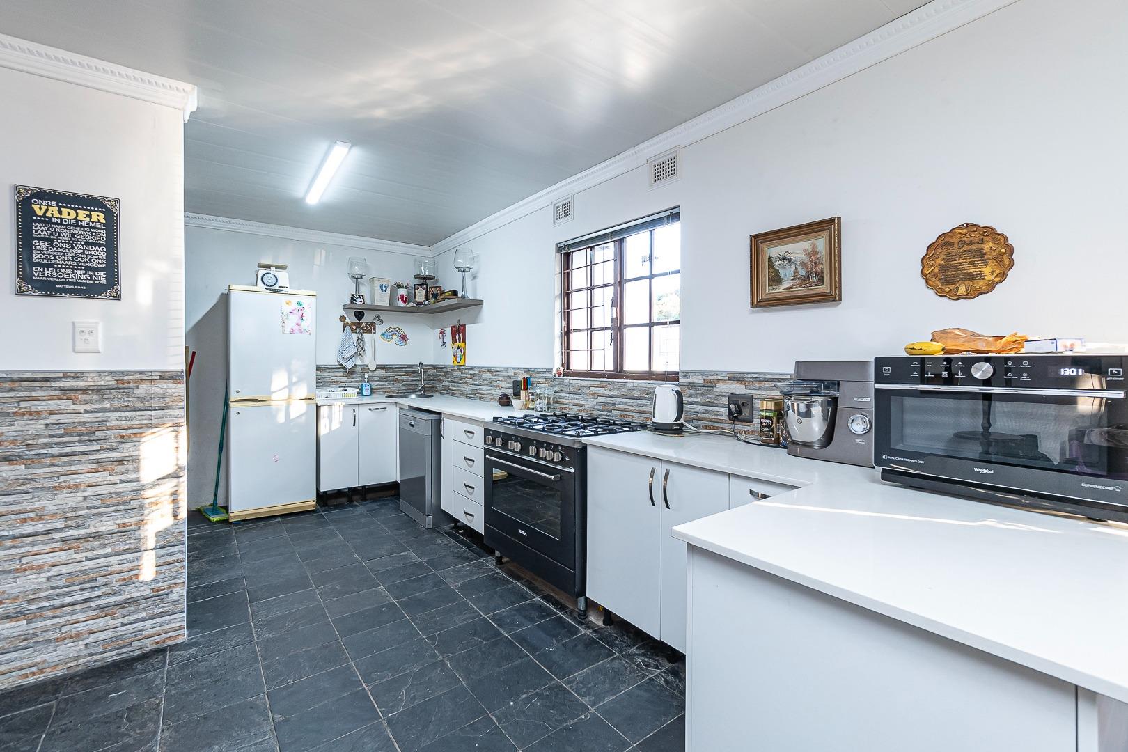 3 Bedroom House for sale in Doon Heights P24114548434