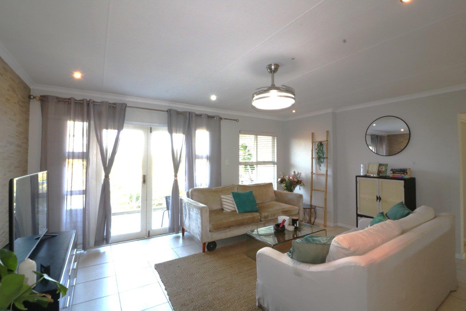 Apartments / flats to rent in Durban North Durban North Property