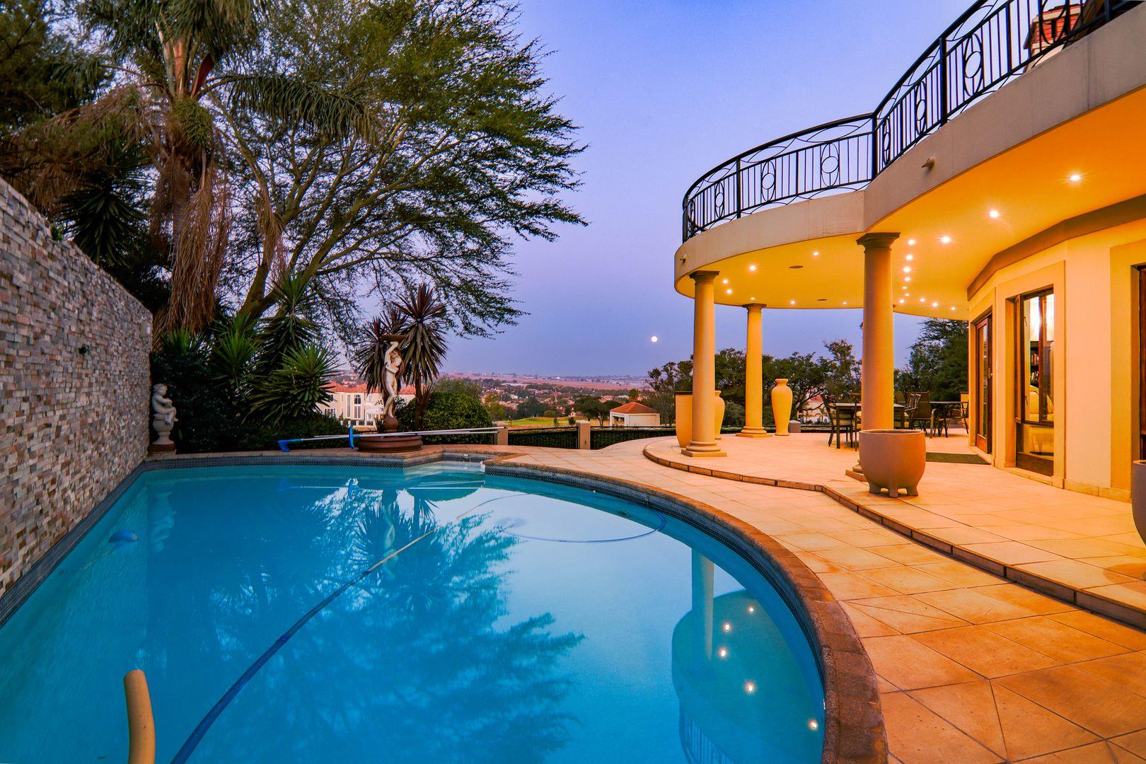 5 Bedroom House for sale in Blue Valley Golf Estate P24114549886