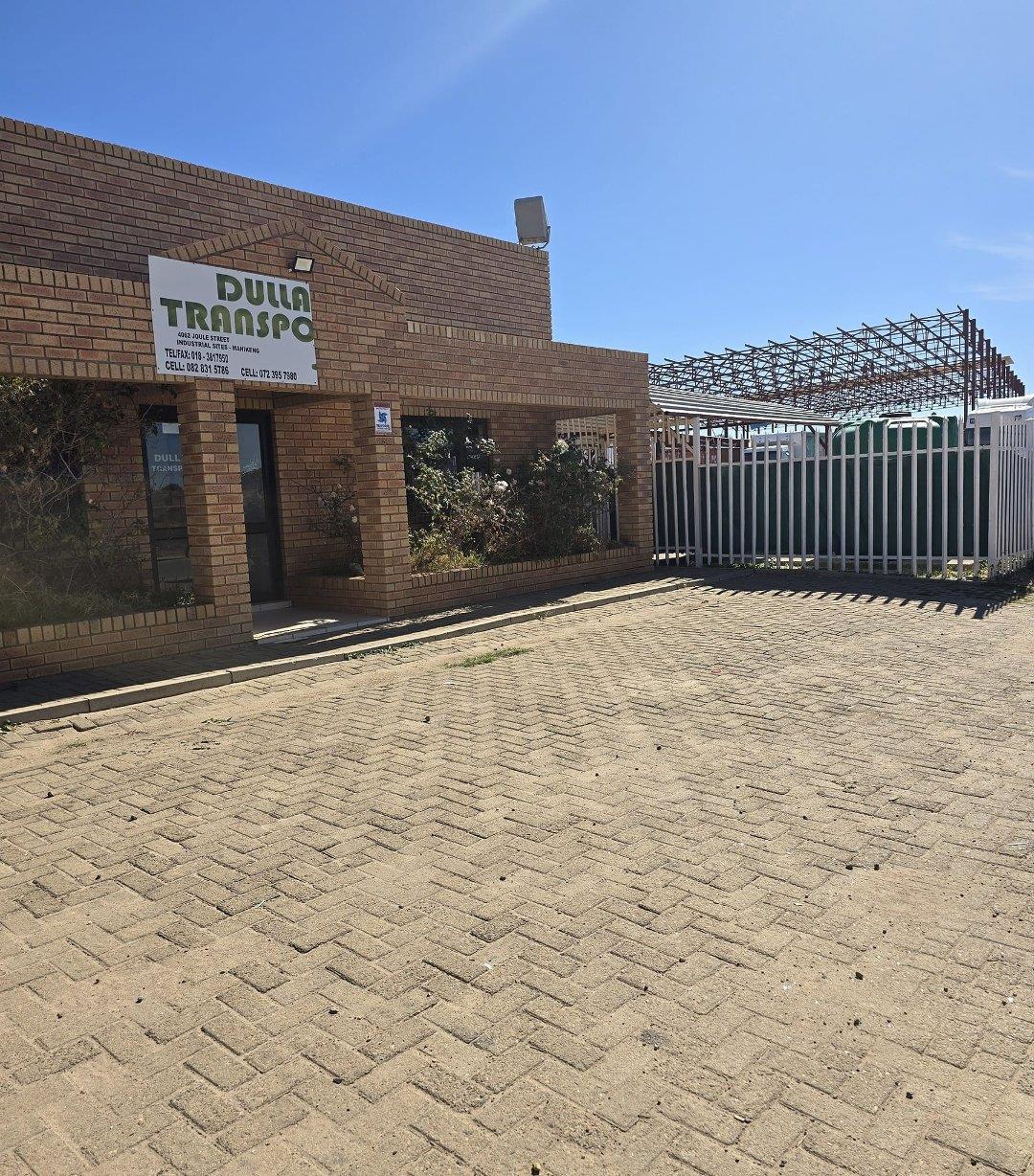 Commercial property for sale in Mafikeng Industrial P24114550029