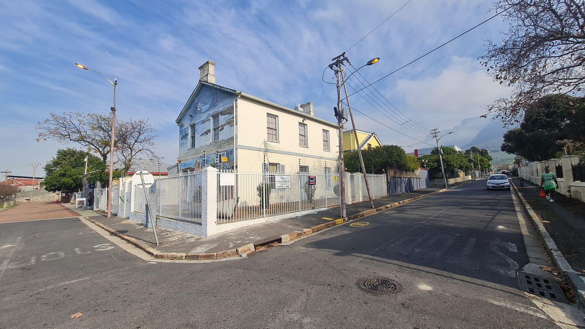 Commercial property for sale in Mowbray 1 Station Road P24114552512