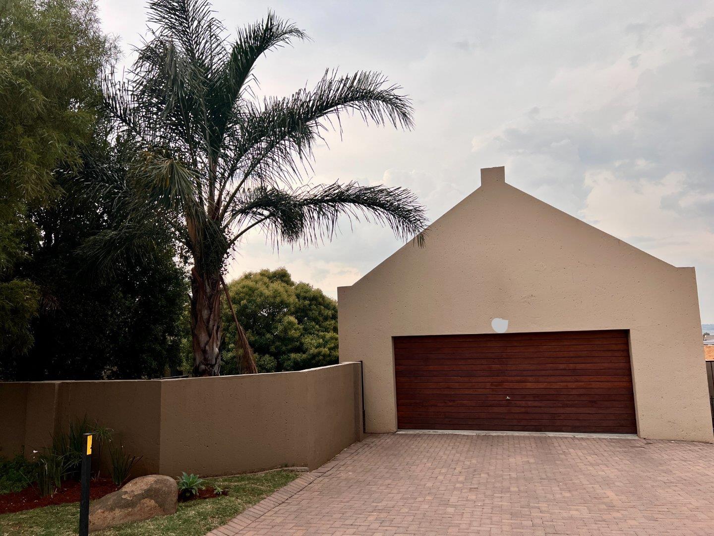 Pinehaven, Krugersdorp Property Property and houses for sale in