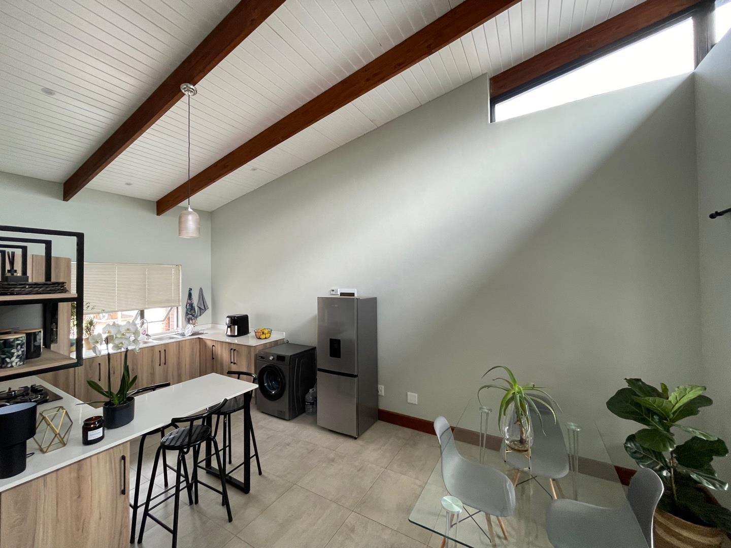 2 Bedroom Townhouse for sale in Fairlands Estate 2 Witklip Street