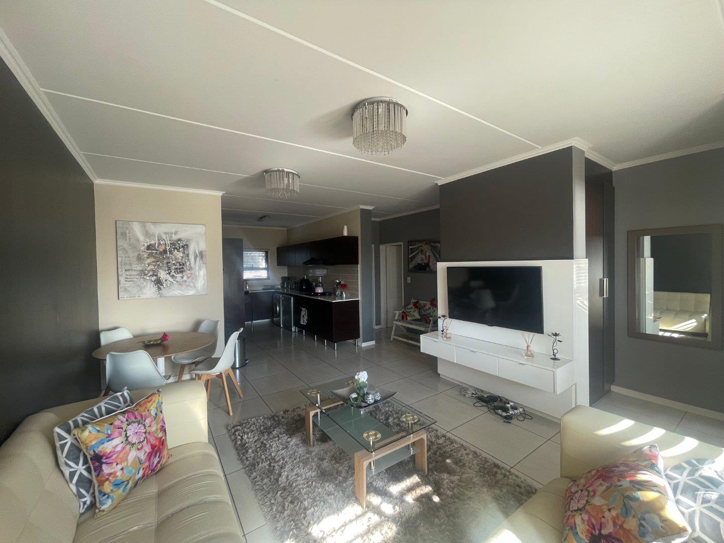 3 Bedroom Townhouse for sale in Greenstone Ridge 16 Emerald Parkway