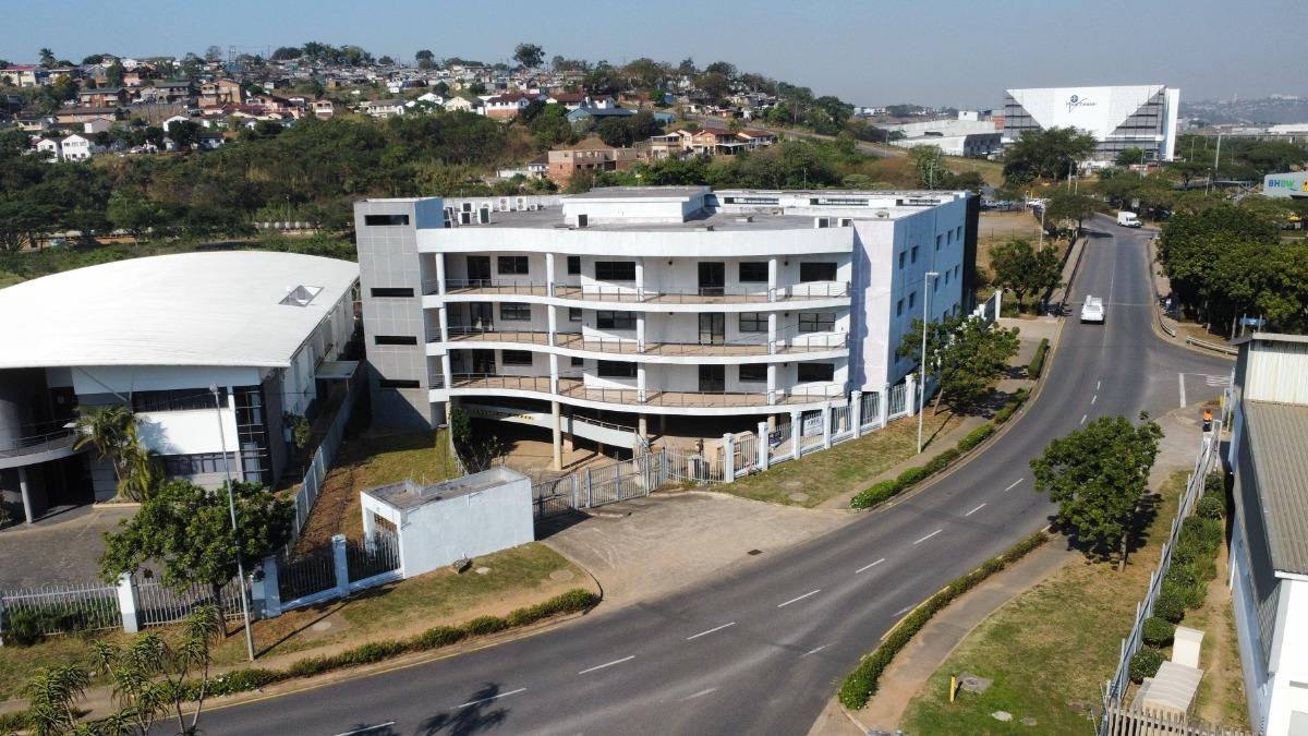 Commercial property for sale in Riverhorse Valley 22 Island Cir P24