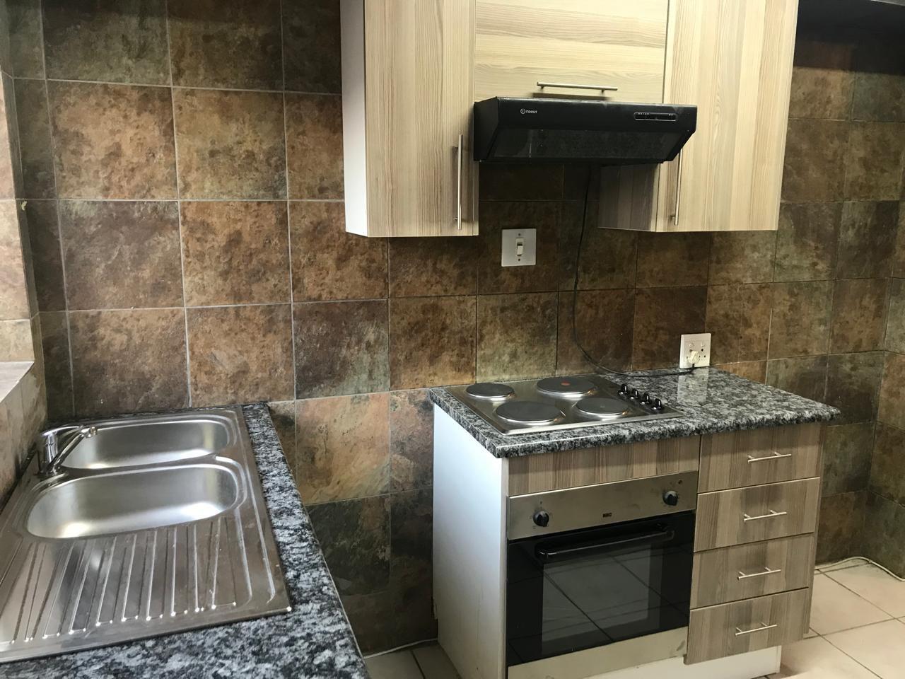 Fontainebleau Property Apartments / flats to rent in Fontainebleau