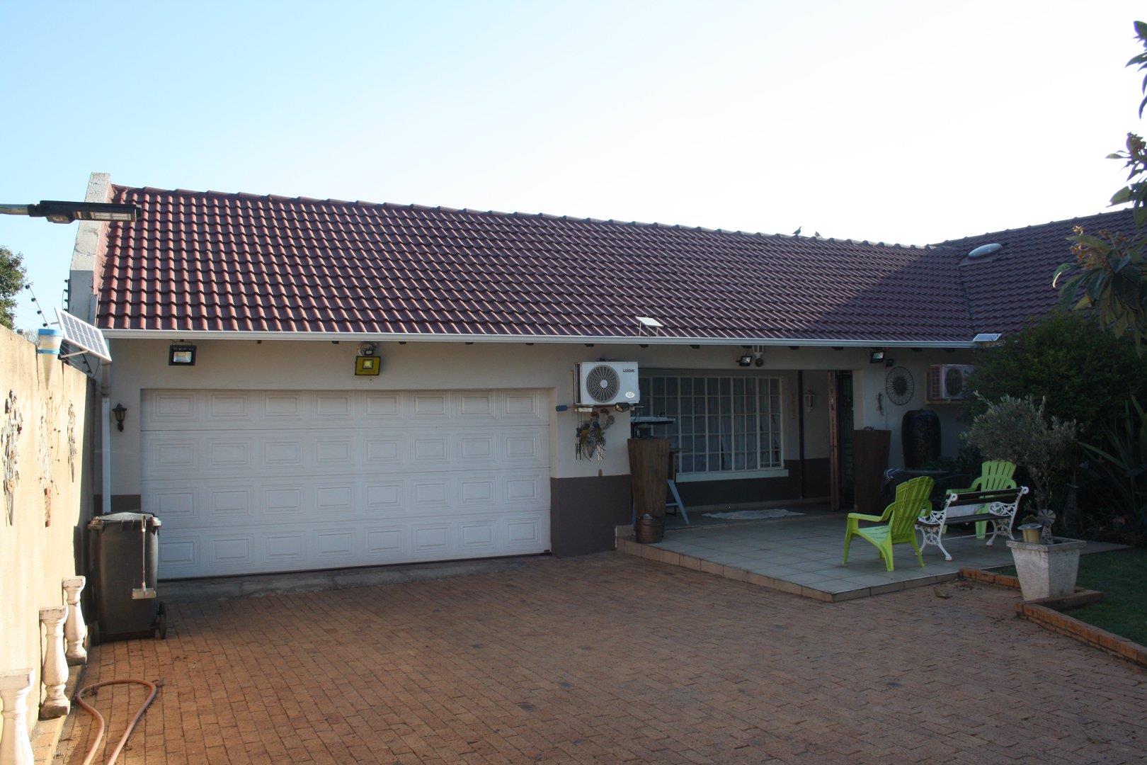 4 Bedroom House to rent in Dersley P24114555554