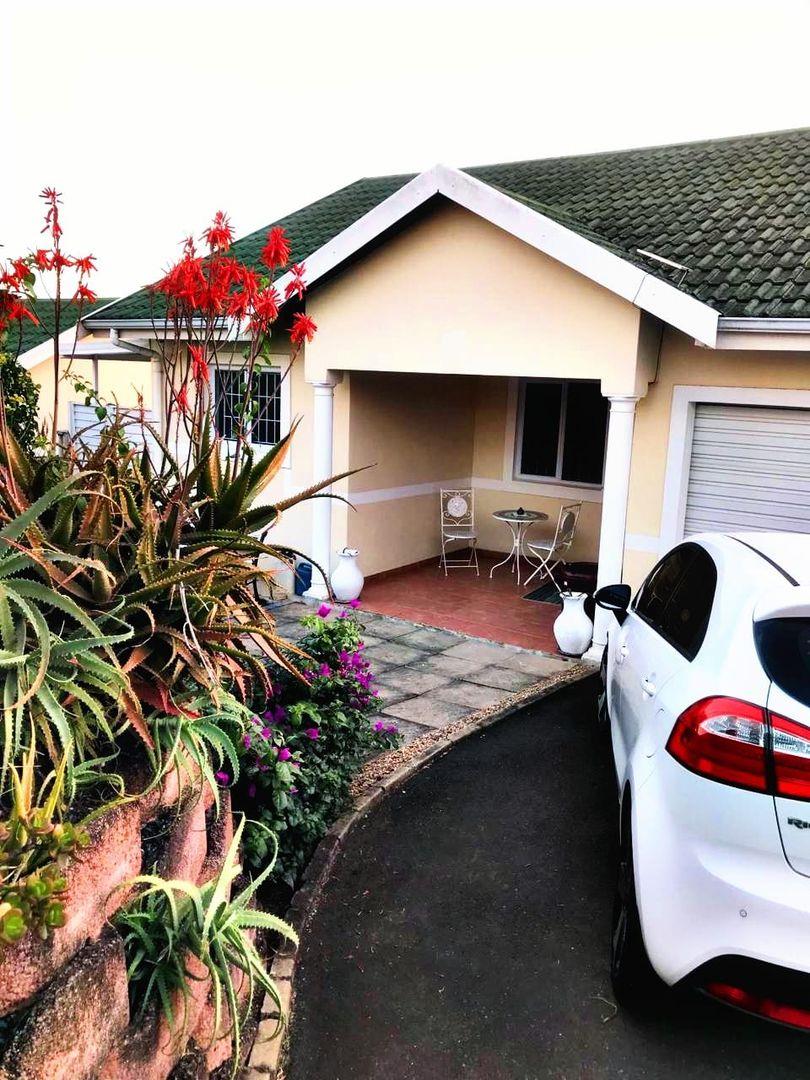 3 Bedroom Townhouse for sale in Broadlands P24114555736