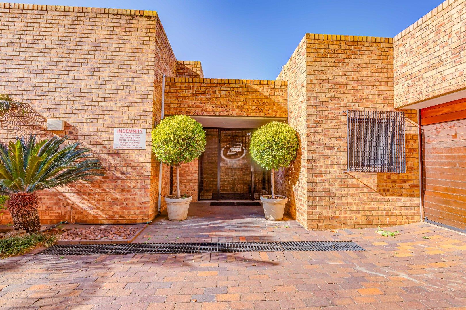 Commercial property for sale in Northcliff P24114556083