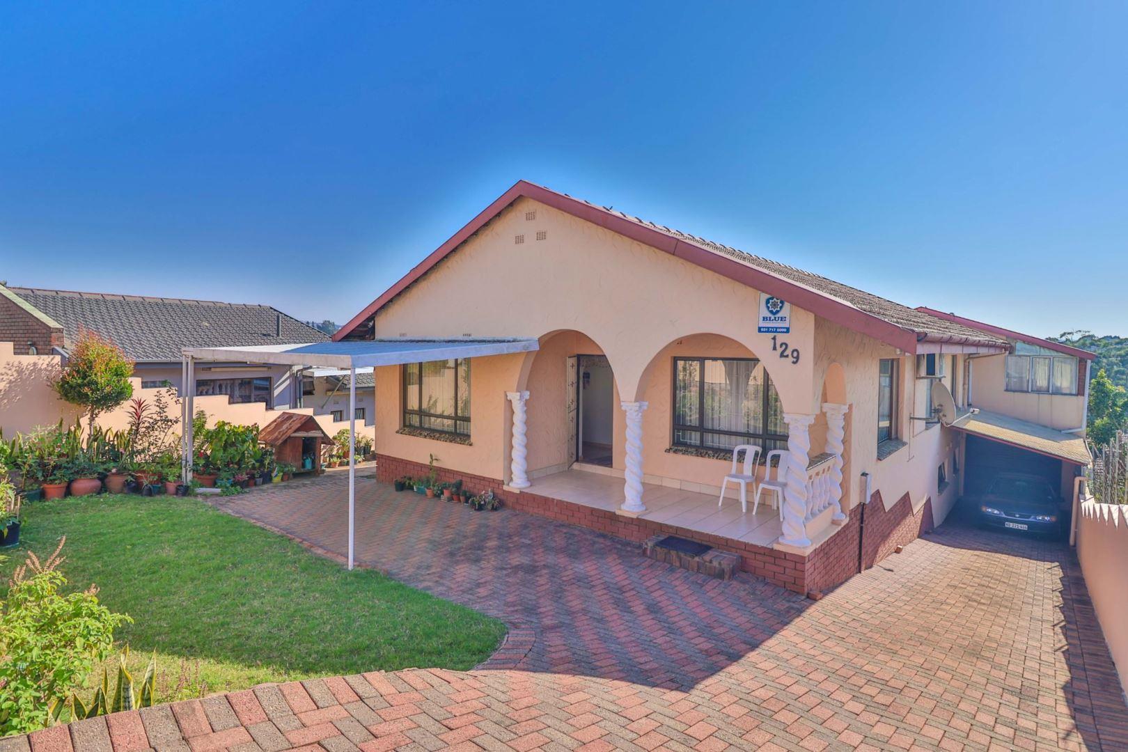 Woodhurst Property Houses for sale in Woodhurst