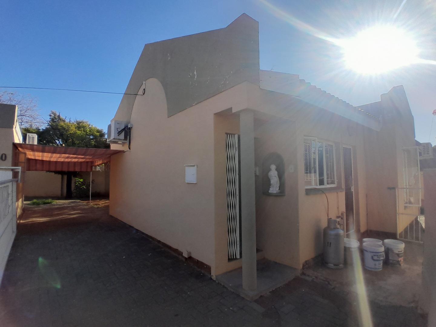 Minerva Gardens Property Property and houses to rent in Minerva