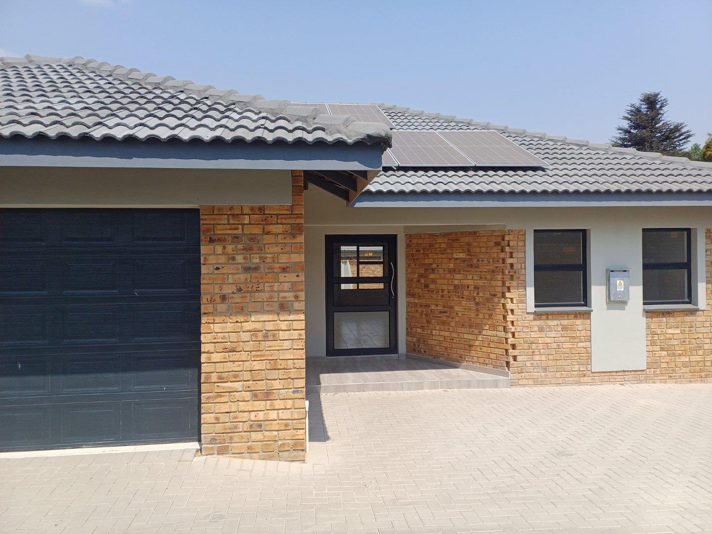 House to rent in Brackenhurst 12a Cycad Str P24114560490