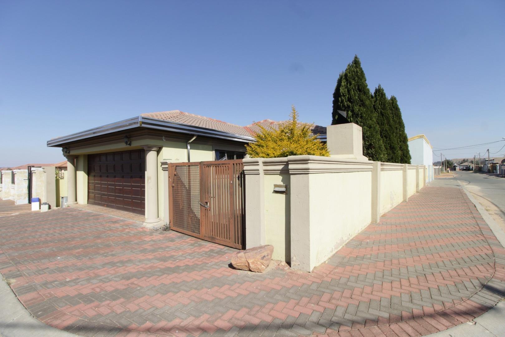 Riverlea, Johannesburg Property Houses for sale in Riverlea