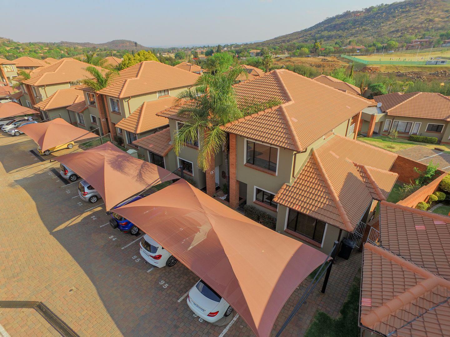 Glenvista Property Townhouses for sale in Glenvista