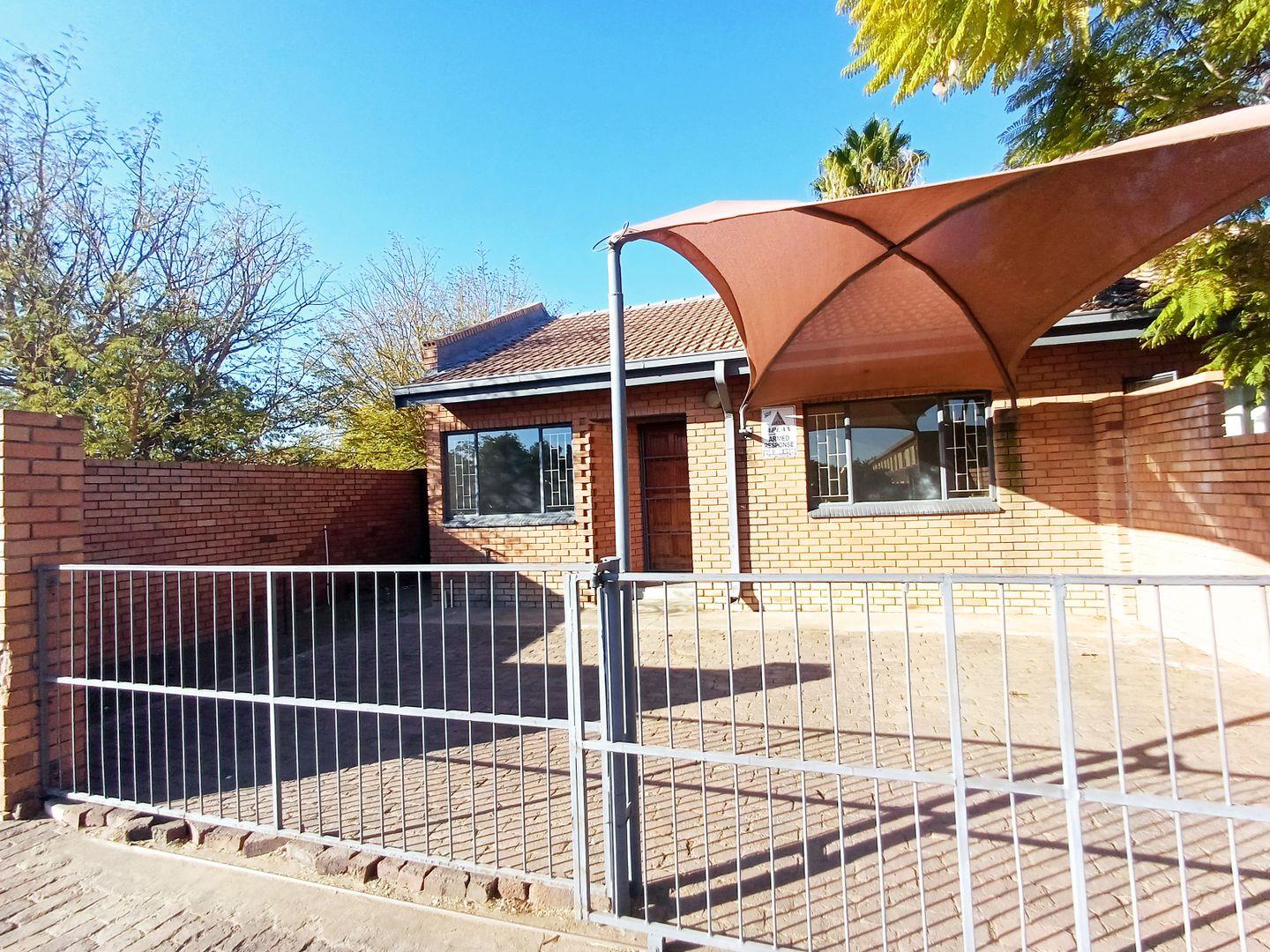 2 Bedroom Apartment / flat for sale in Annadale P24114562059