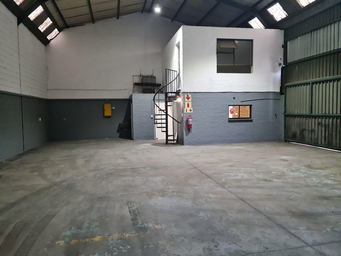 Industrial property to rent in Kuils River Kuils River Property
