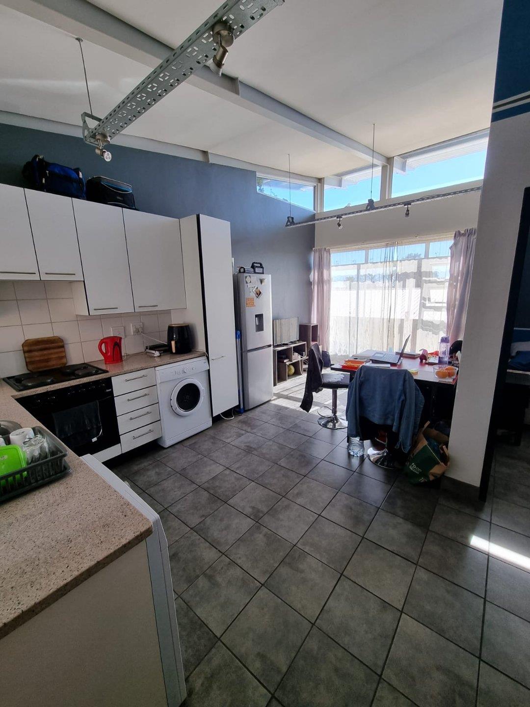 1 Bedroom Apartment / flat for sale in Hillcrest P24114562436