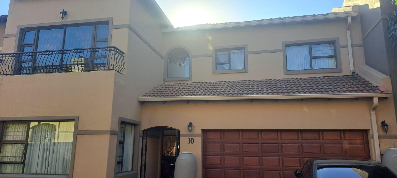 4 Bedroom Townhouse to rent in Elma Park P24114563190