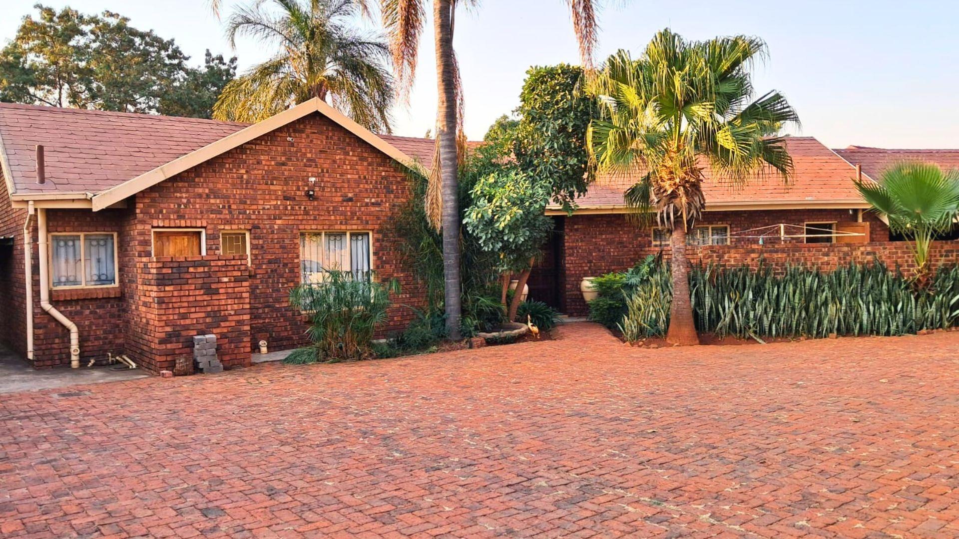 4 Bedroom House for sale in The Orchards 101 Bester St P24114563833