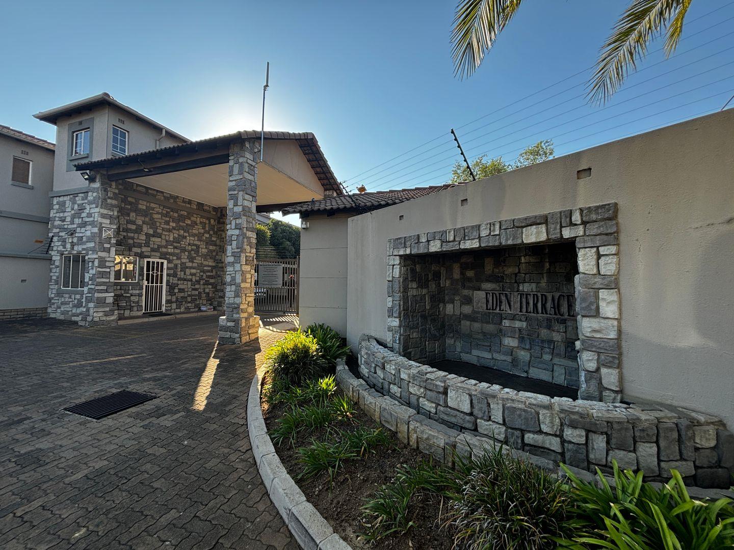 3 Bedroom Apartment / flat for sale in Eden Glen 43 Ss Eden Terrace