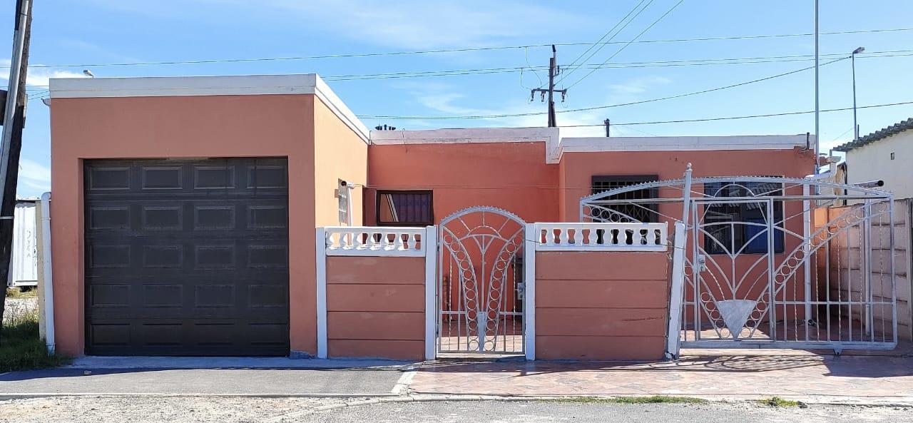 2 Bedroom House for sale in Sabata Dalindyebo Square P24114168734