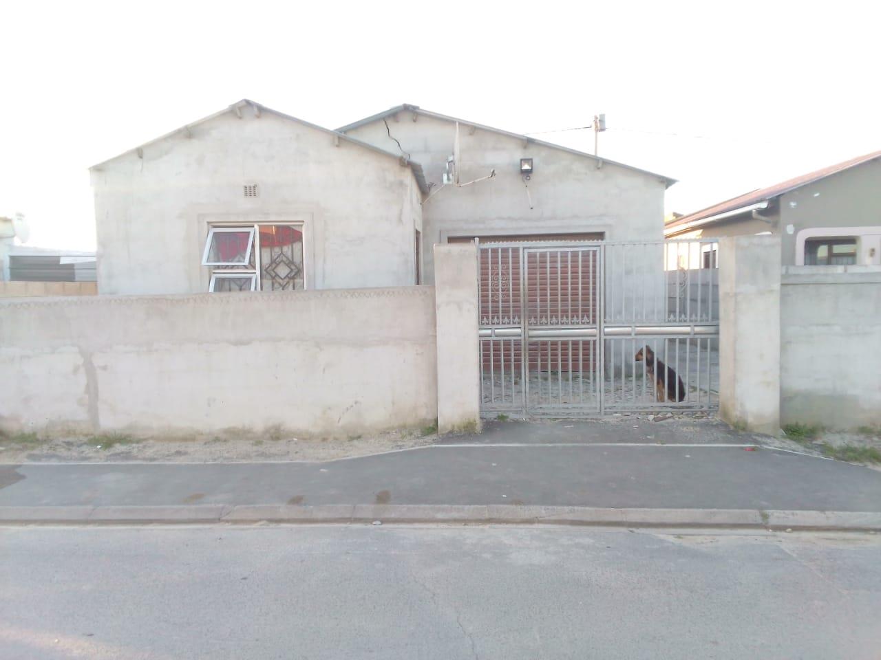 2 Bedroom House for sale in Sabata Dalindyebo Square P24113462253