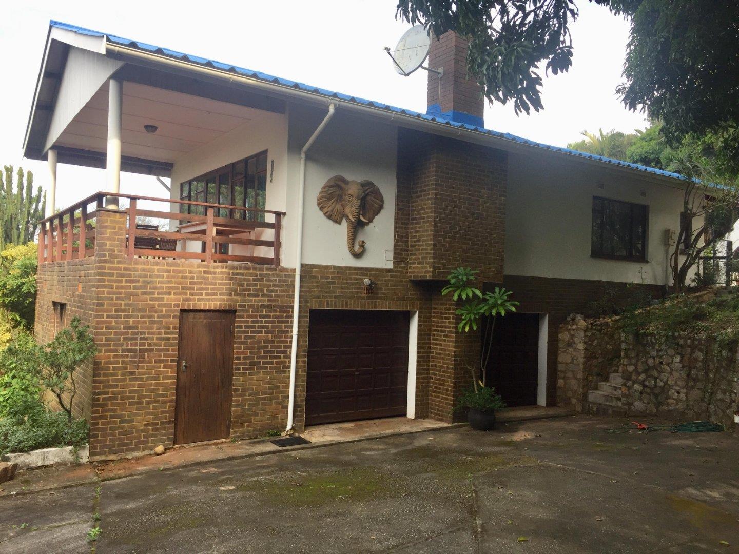 4 Bedroom House for sale in Trafalgar P24114469535