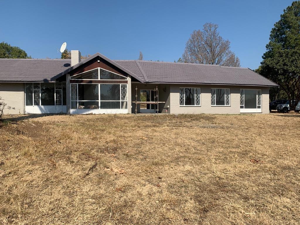 3 Bedroom House for sale in Glenferness 13 Dunmaglass Road P24