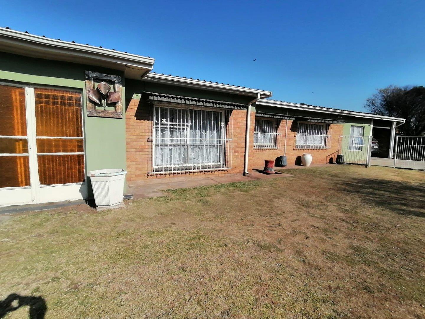 Lodeyko Property Houses for sale in Lodeyko