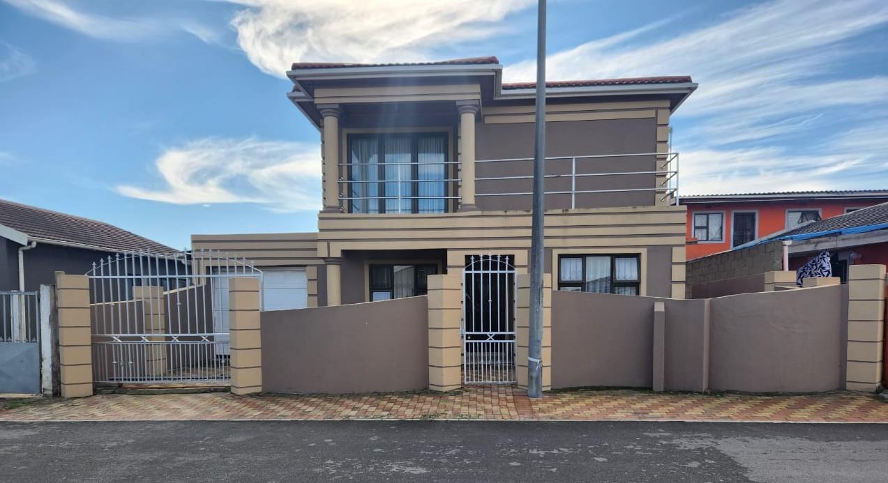 5 Bedroom House for sale in Philippi P24114572866