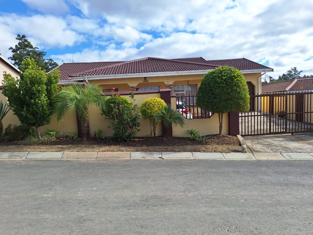 3 Bedroom House for sale in Mthatha P24114563546