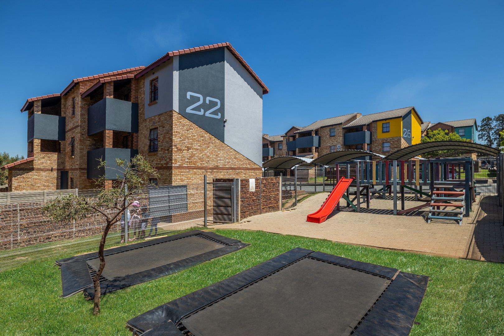 2 Bedroom Apartment / flat for sale in Erand Gardens San Ridge