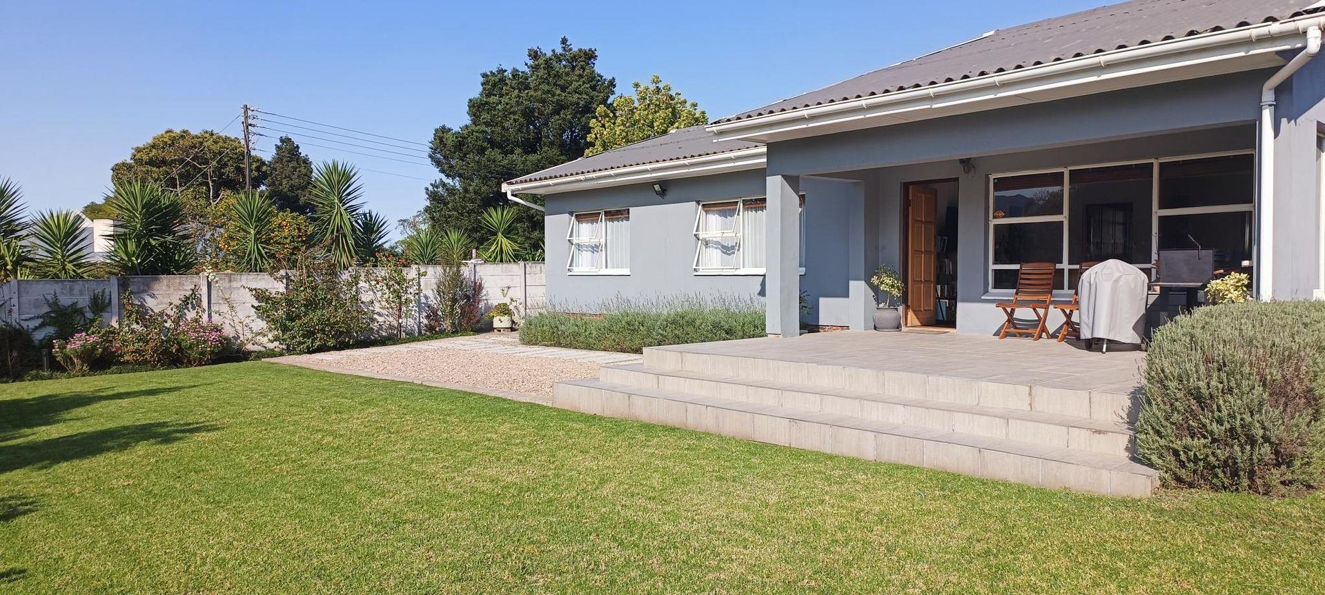 3 Bedroom House for sale in Denneoord P24114577255