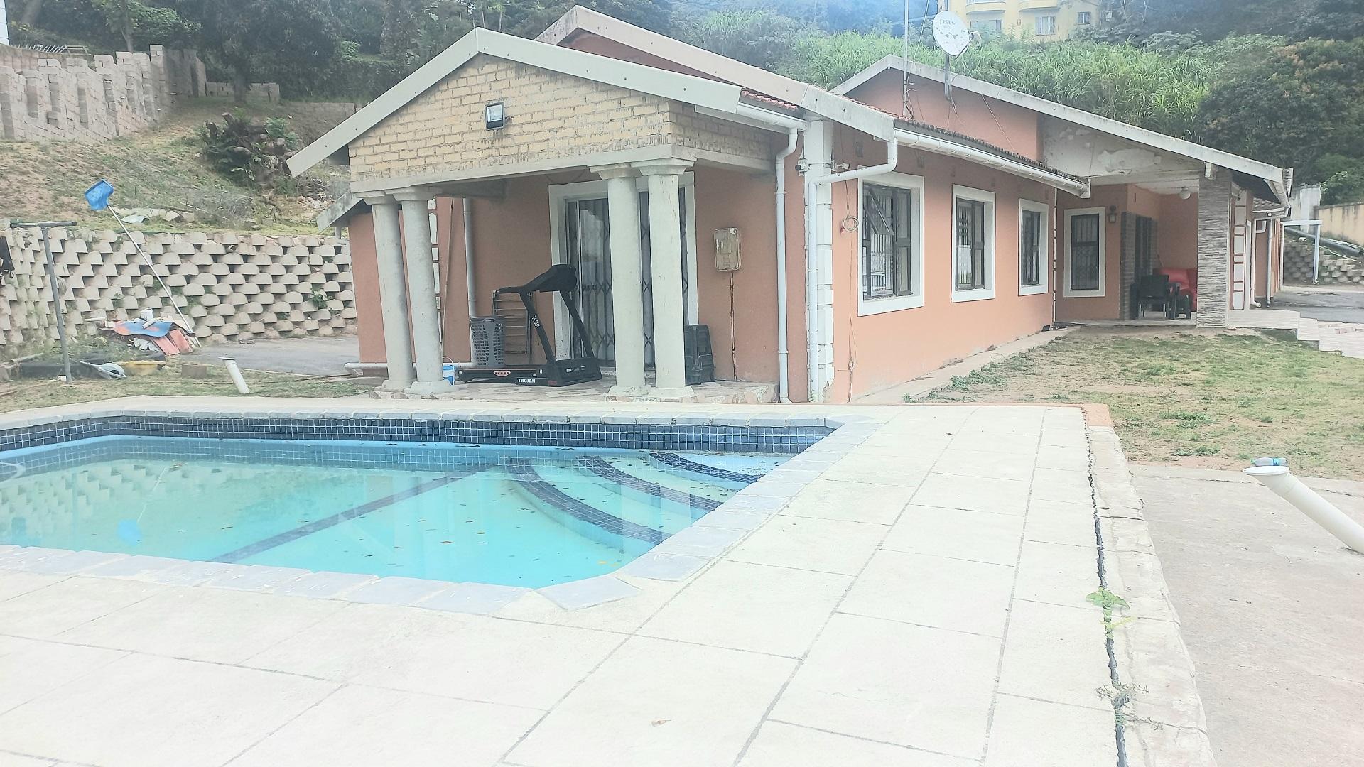 4 Bedroom House for sale in Berkshire Downs 21 Datchet Place P24