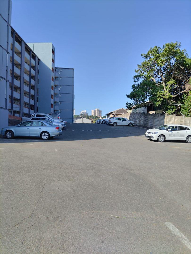 3 Bedroom Apartment / flat for sale in Sydenham P24114577970