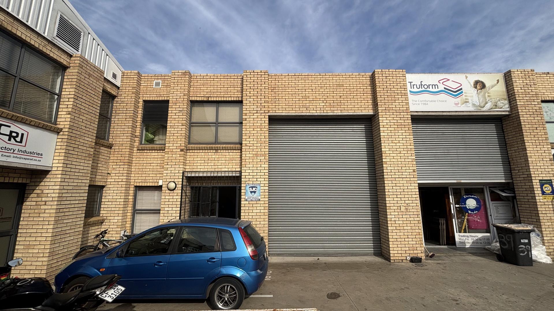 Industrial property to rent in Brackenfell Industrial 14 Silver