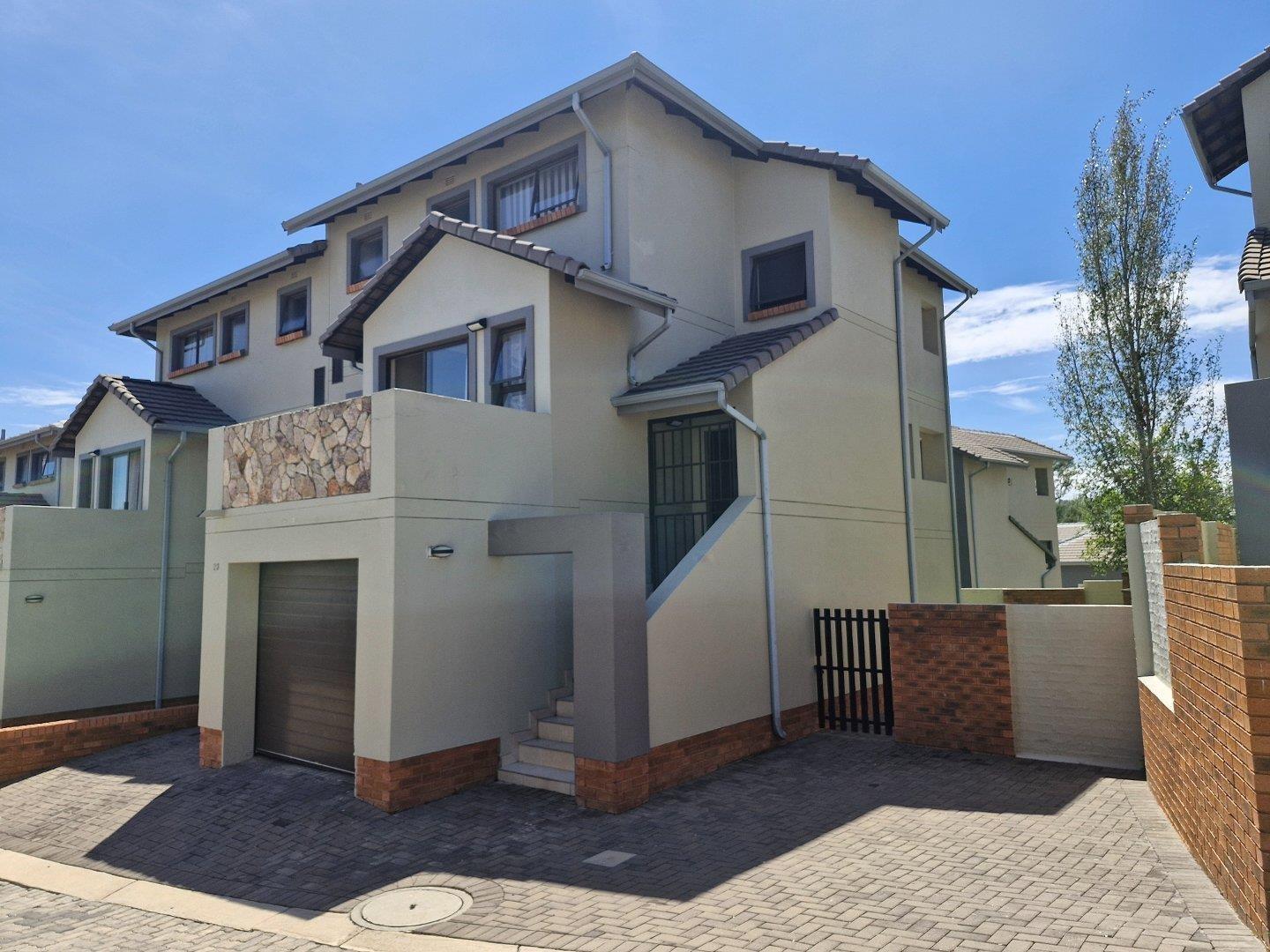 3 Bedroom Townhouse for sale in Kyalami Hills Riverbend Estate, 1