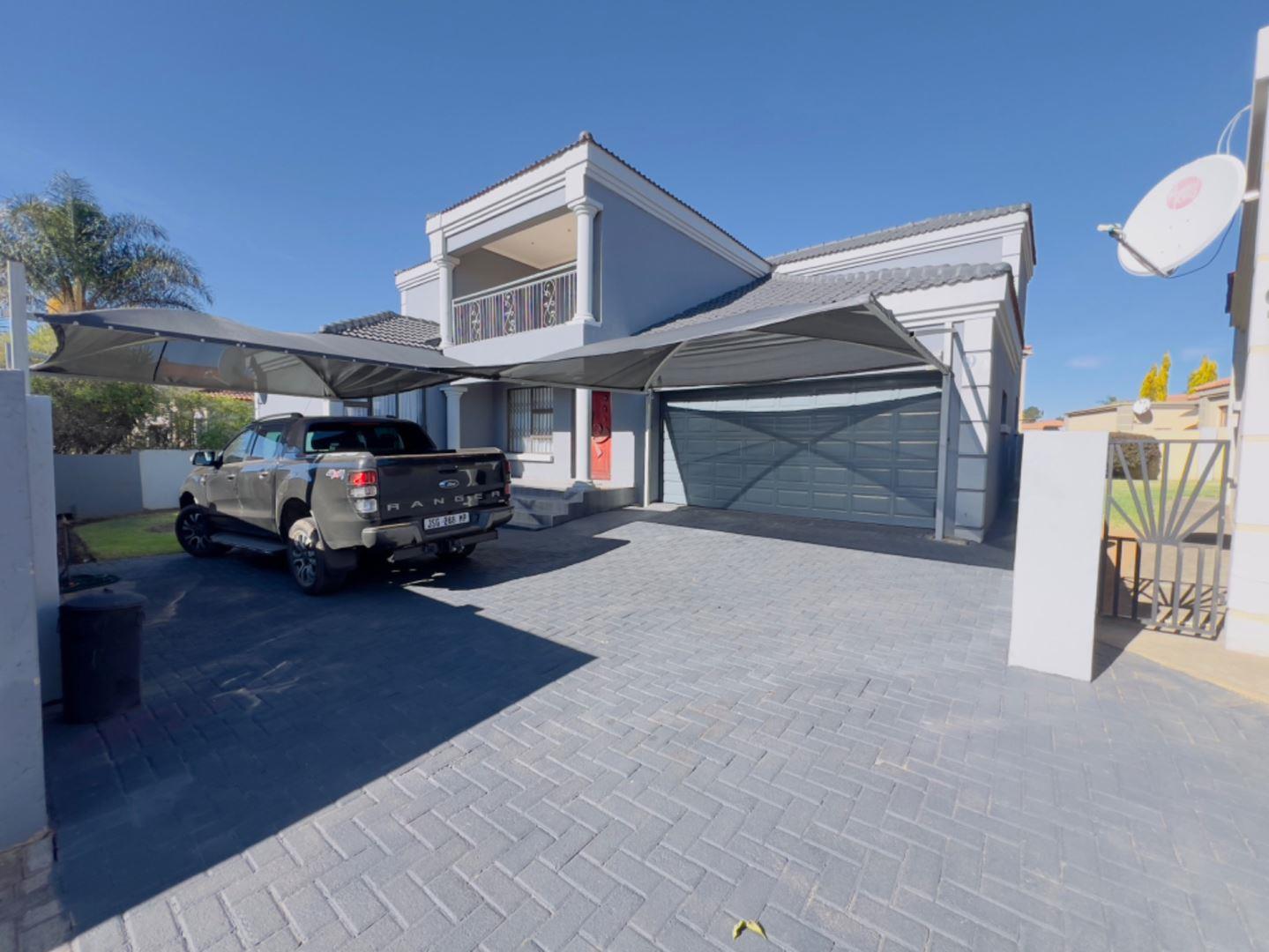 5 Bedroom House for sale in Reyno Ridge P24114579450