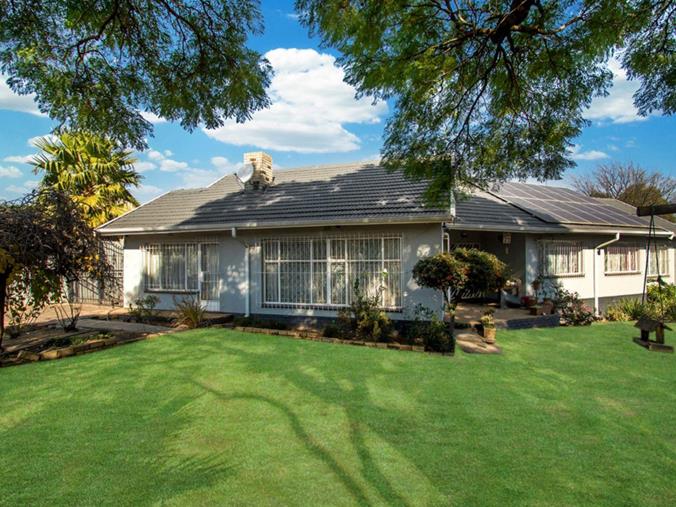 3 Bedroom House for Sale in Greenhills