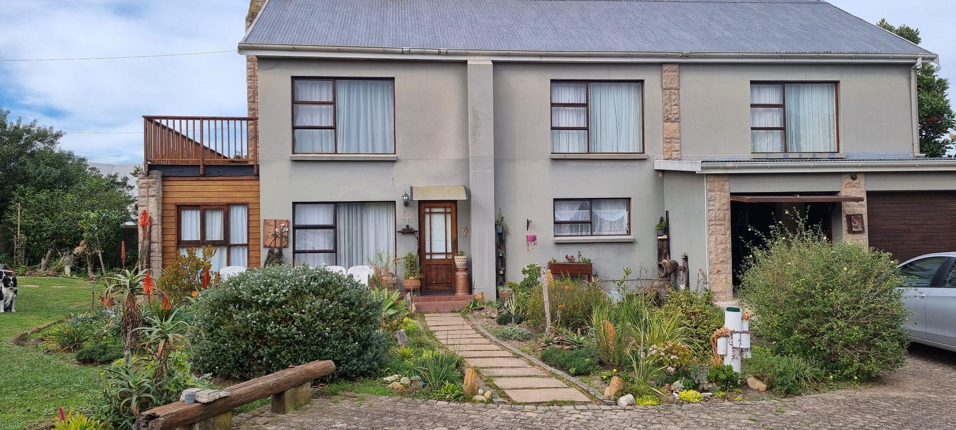 3 Bedroom House for sale in Blanco P24114580985