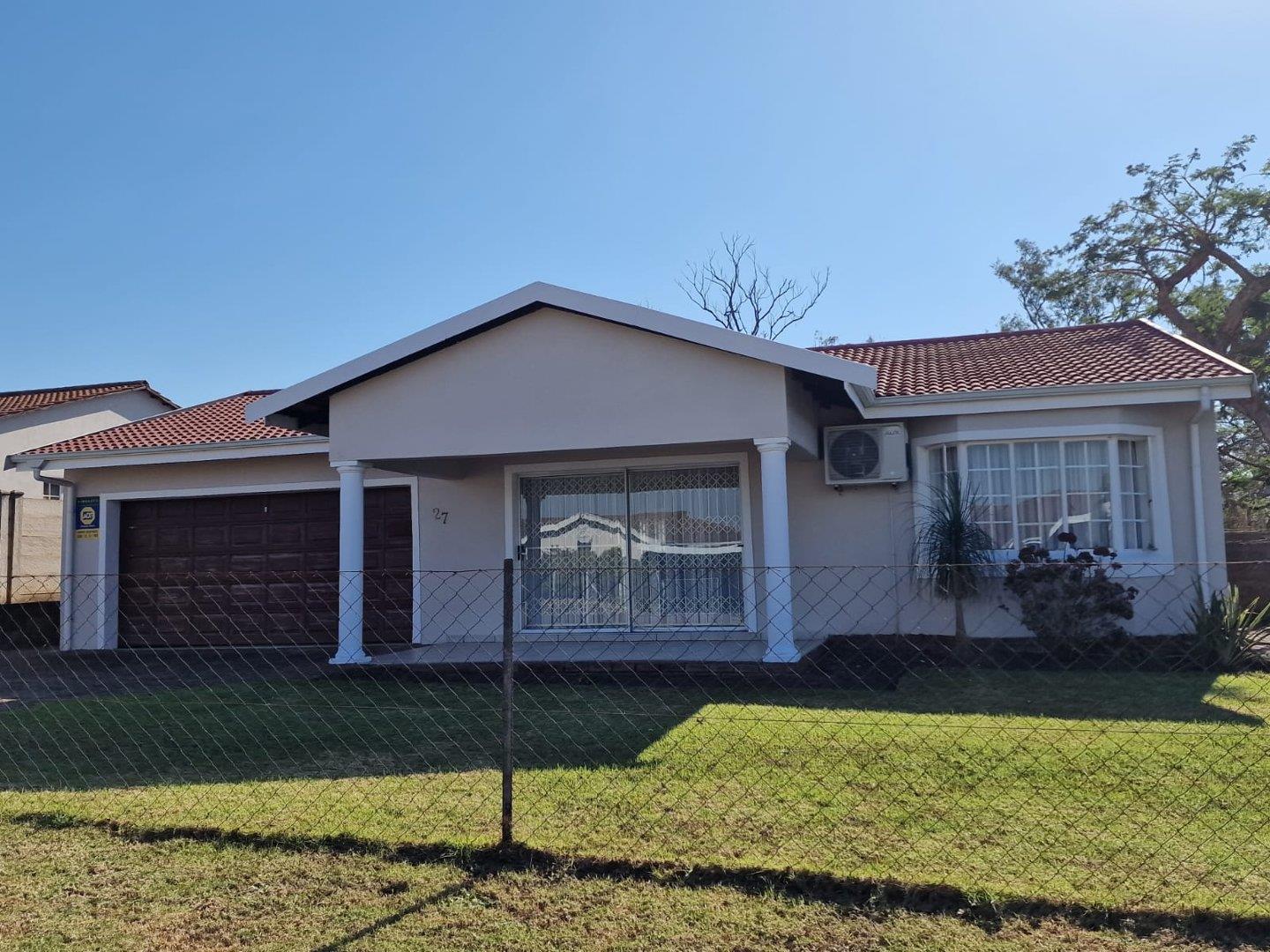 3 Bedroom House for sale in Lincoln Meade P24114579879