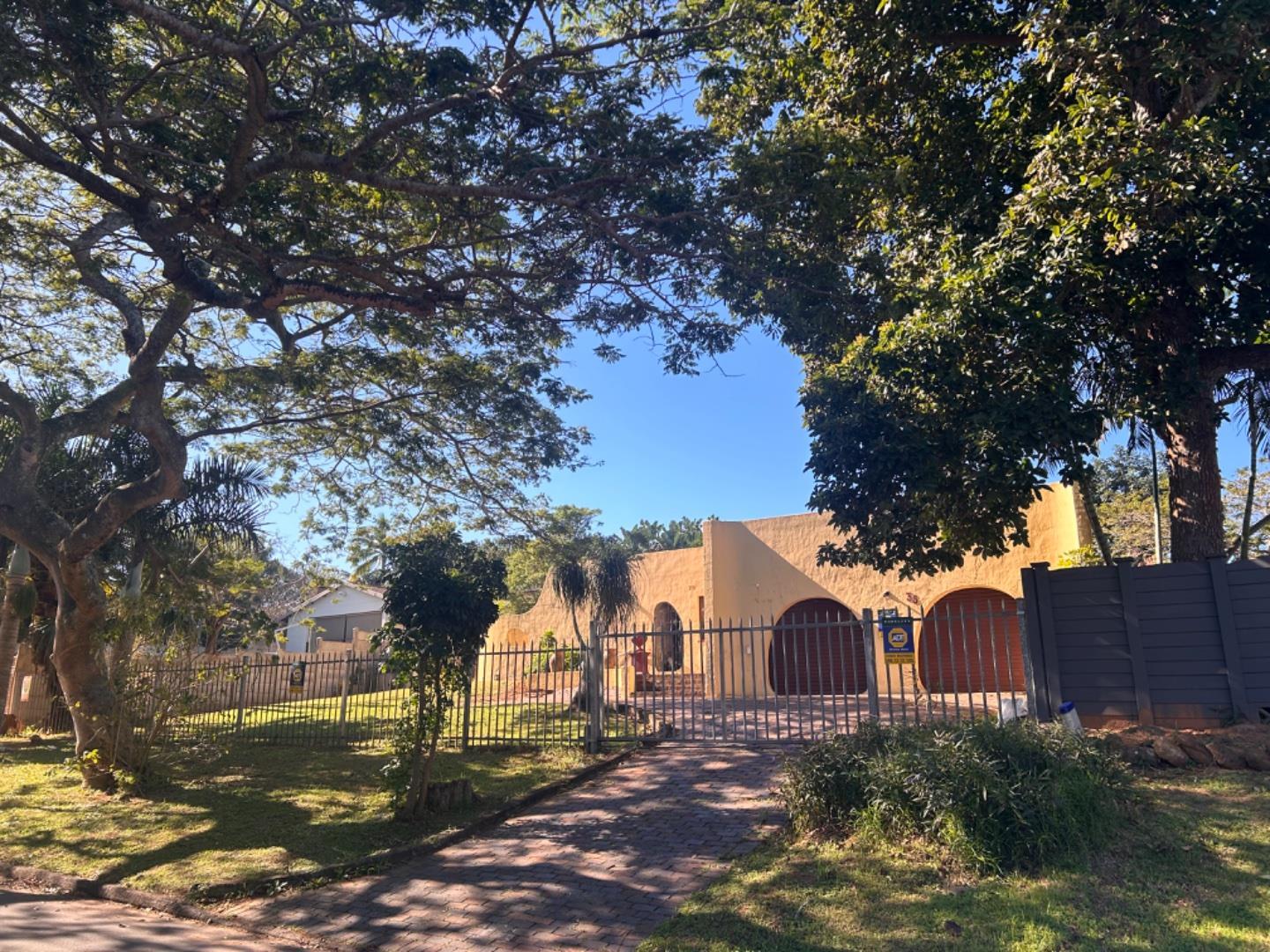 Beverley Hills Estate Property Property and houses for sale in