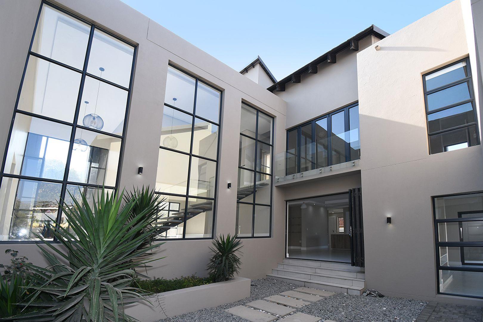 5 Bedroom House to rent in Waterfall Country Estate P24114583633