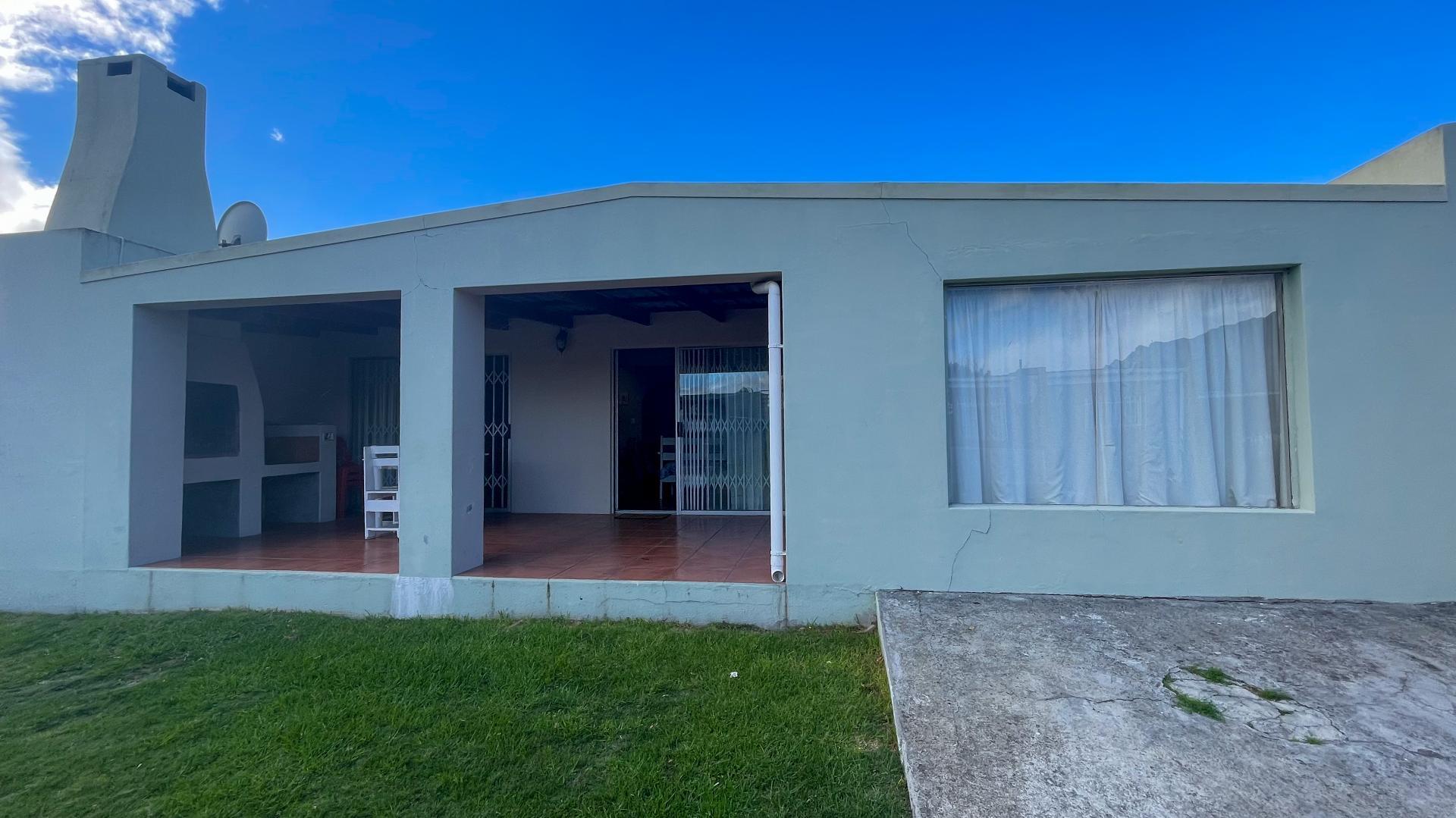 2 Bedroom Townhouse to rent in Gordons Bay Central P24114583813