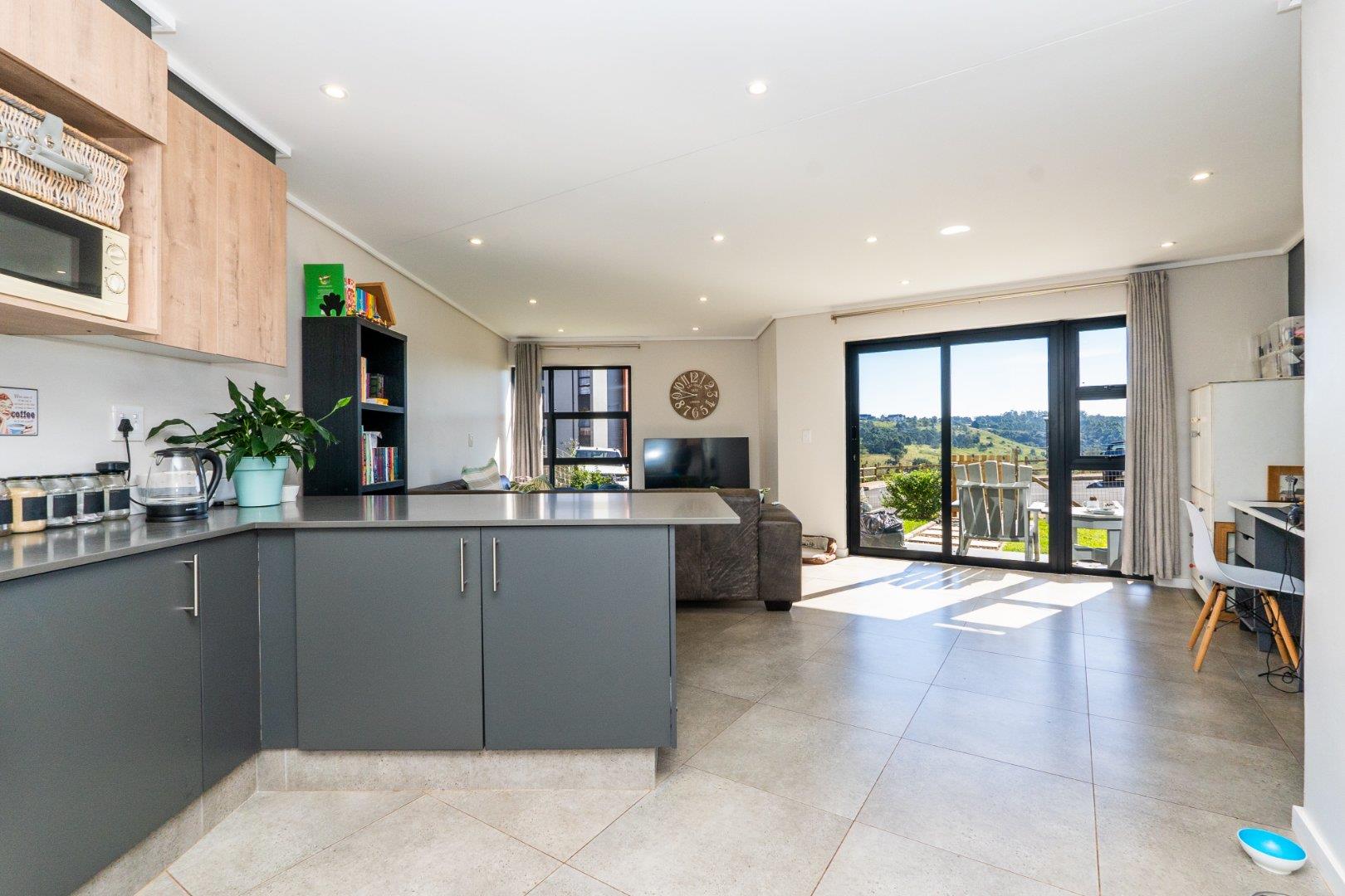 2 Bedroom Apartment / flat for sale in Hillcrest Central 117 Inanda