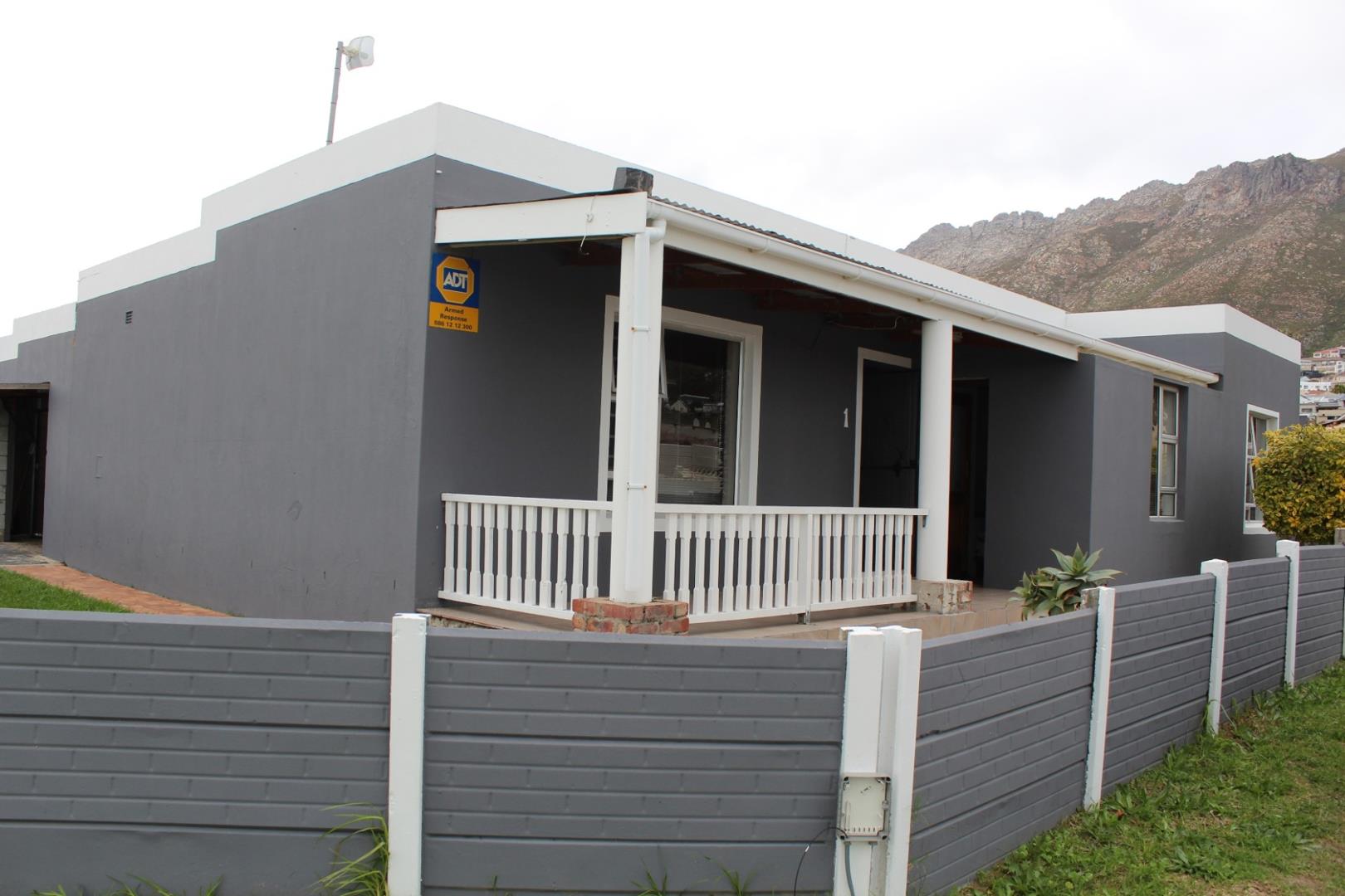 3 Bedroom House for sale in Temperance Town P24114585165