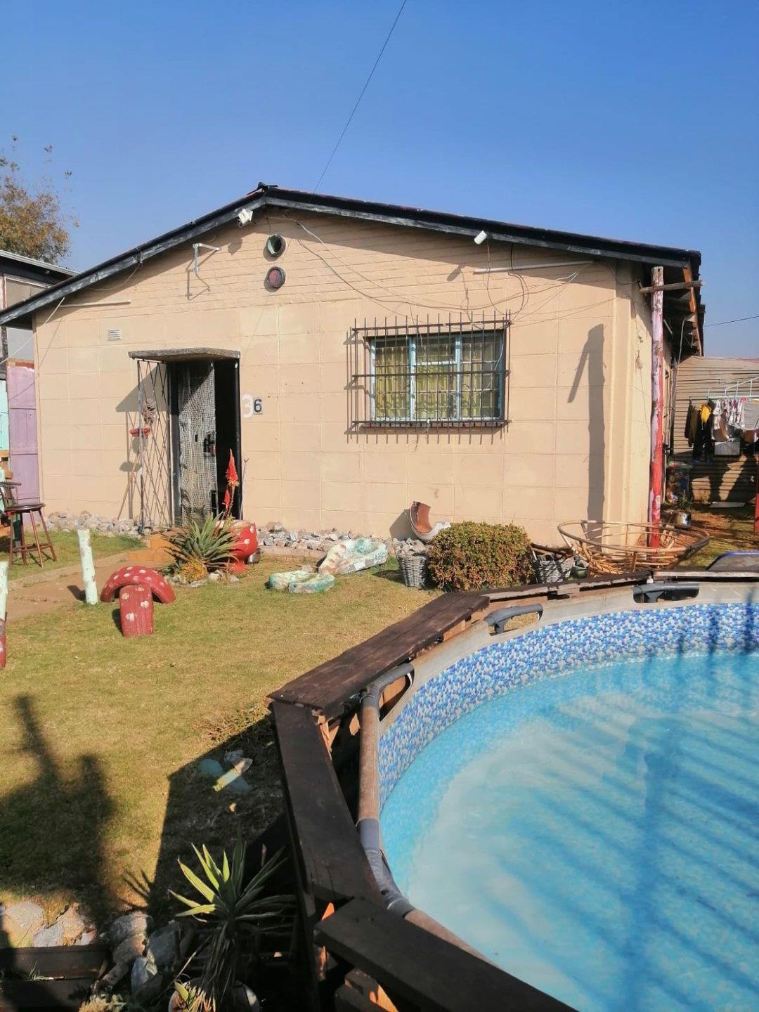 Claremont, Johannesburg Property Property and houses for sale in