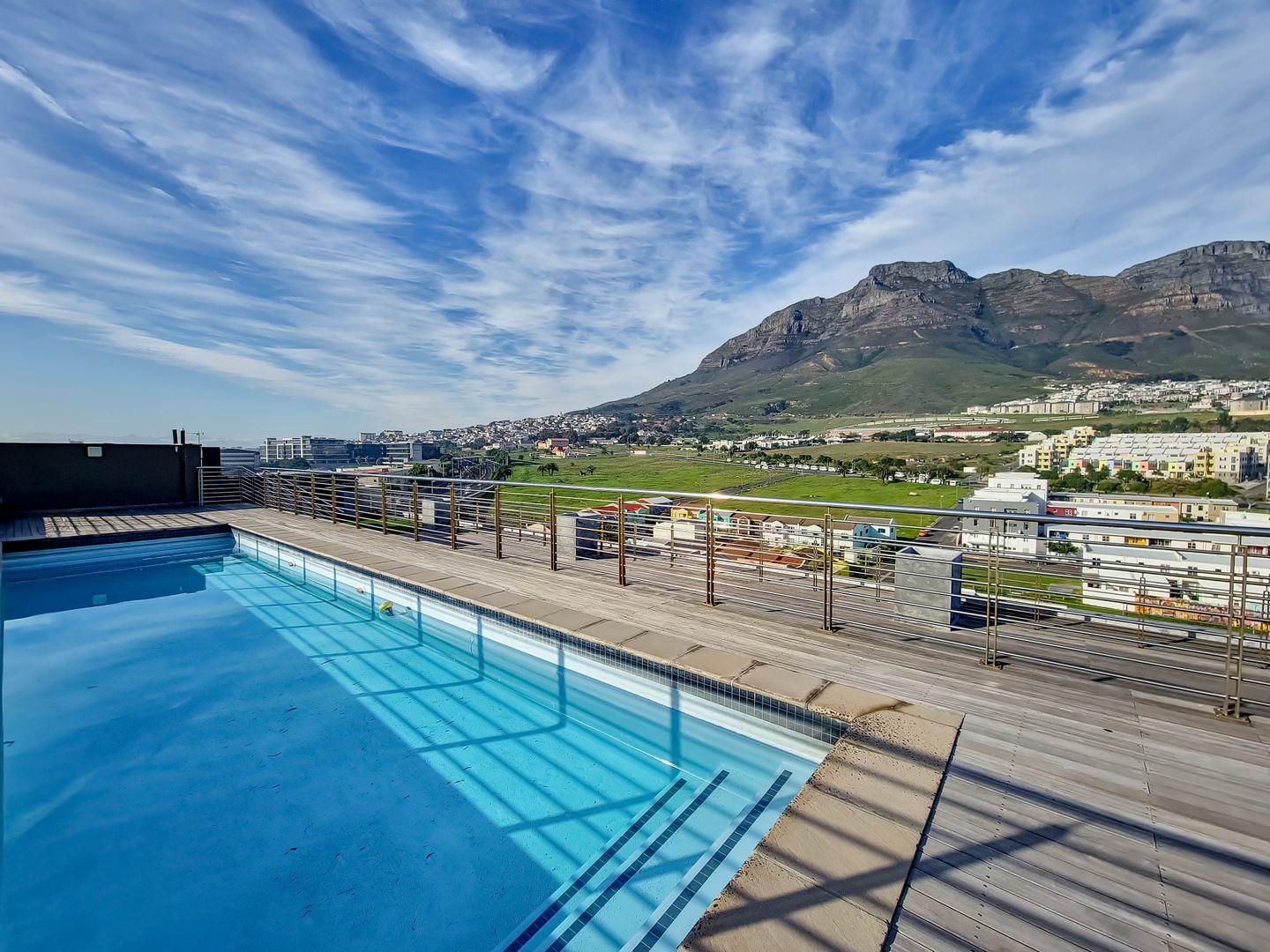 2 Bedroom Apartment / flat for sale in Zonnebloem 29 Chapel Towers